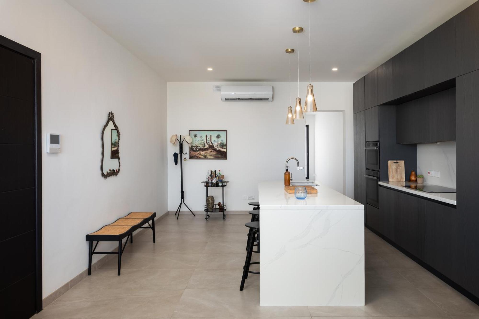 Modern 1Br Spacious Apartment With Terrace - Close To St Thomas Bay Marsaskala Bagian luar foto
