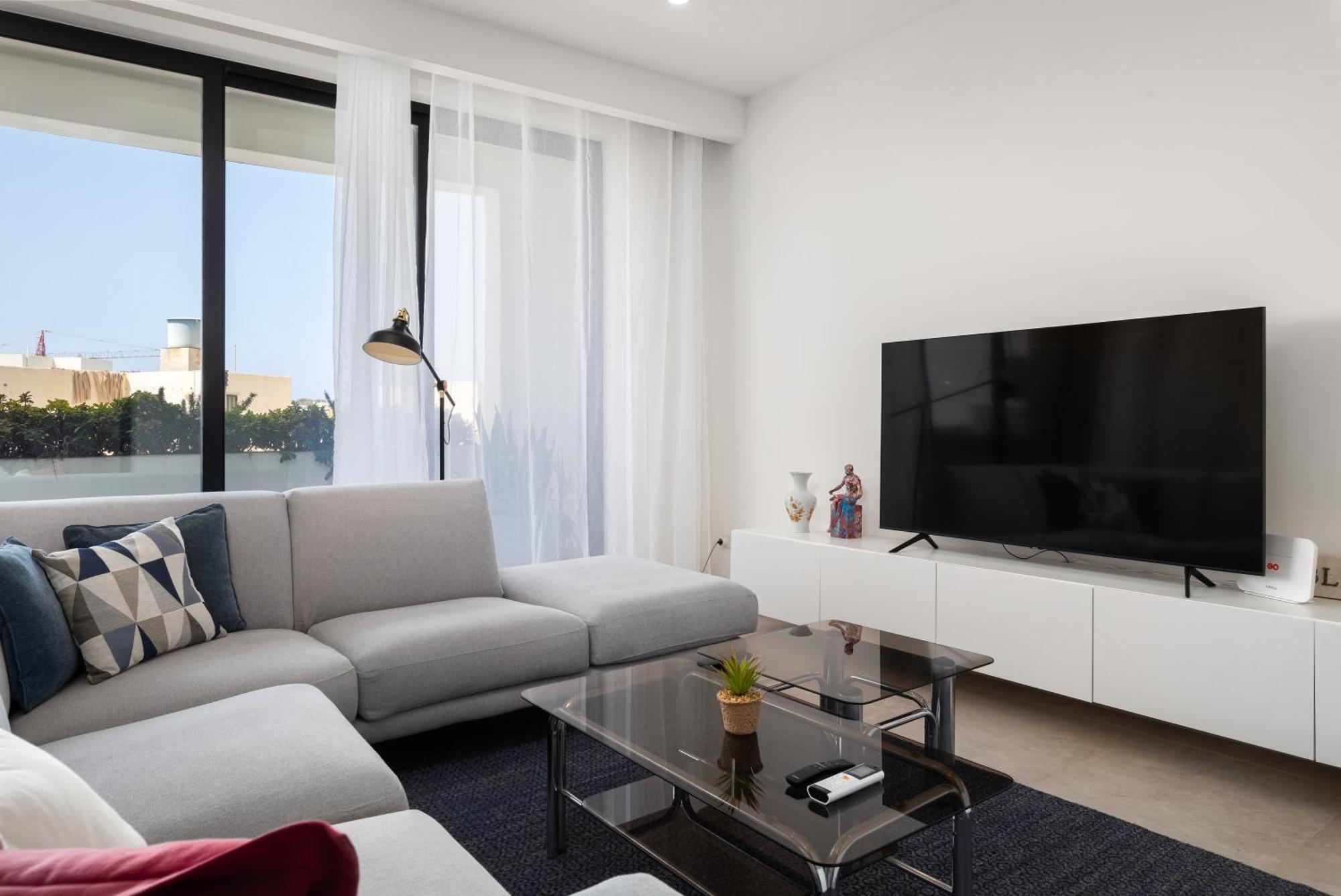 Modern 1Br Spacious Apartment With Terrace - Close To St Thomas Bay Marsaskala Bagian luar foto