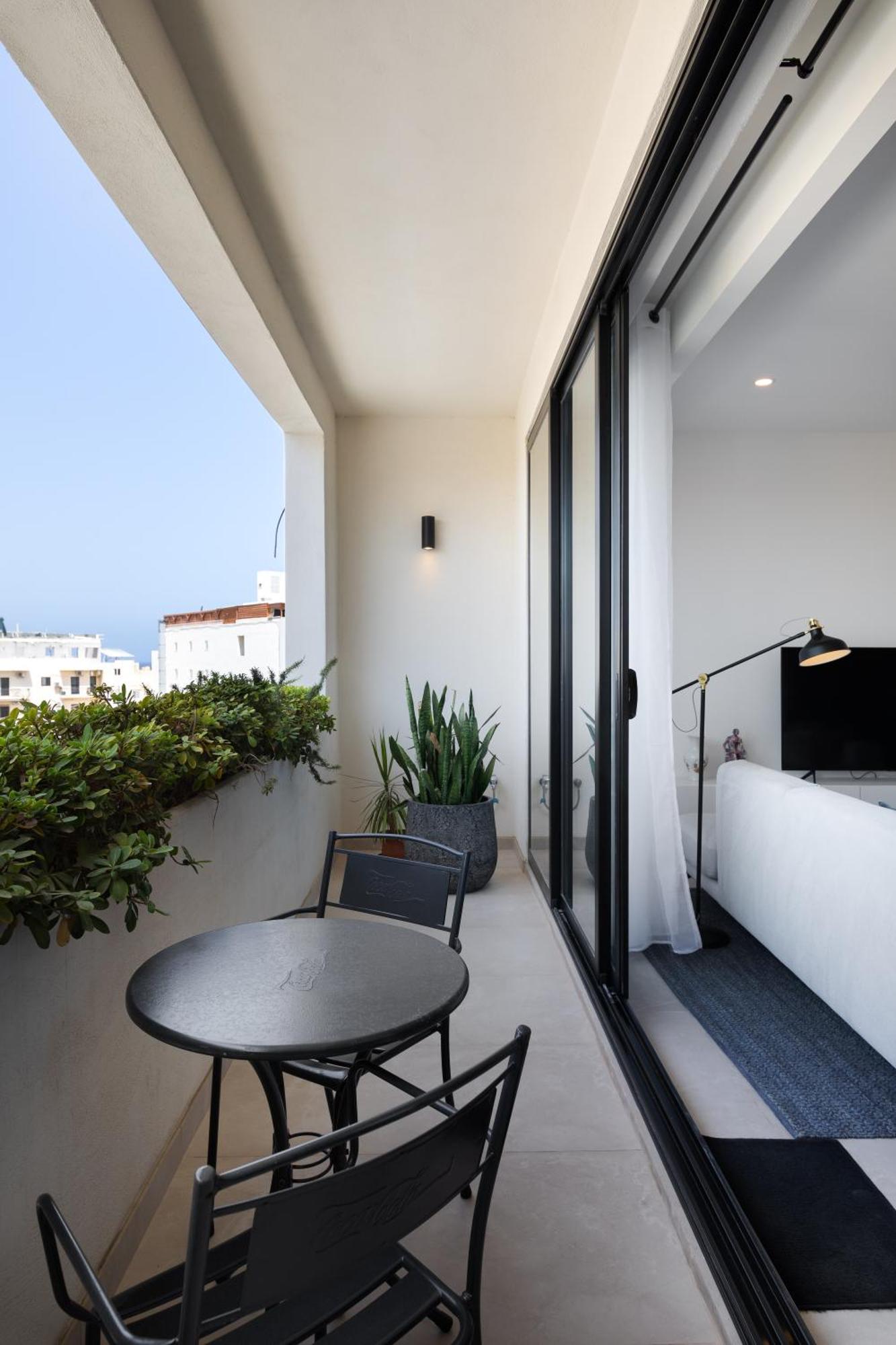 Modern 1Br Spacious Apartment With Terrace - Close To St Thomas Bay Marsaskala Bagian luar foto